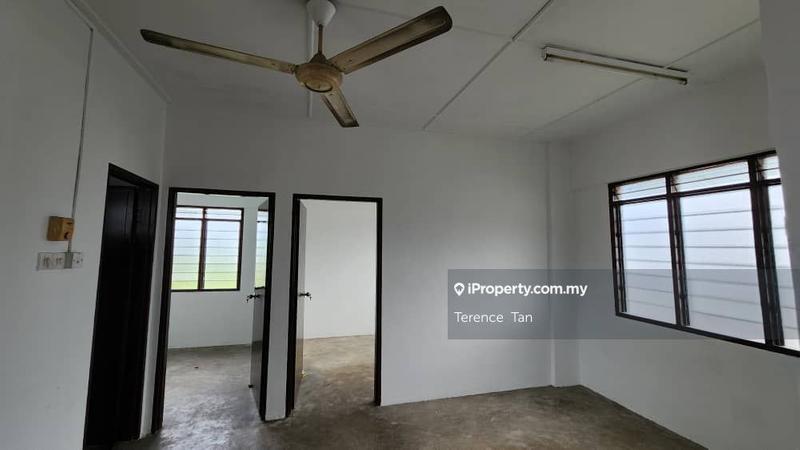 Rumah Flat untuk Dijual di Taman Molek oleh Terence Tan - iProperty.com.my
