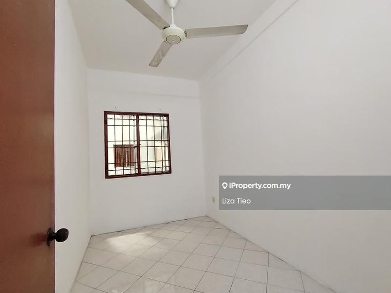 Pangsapuri untuk Dijual di Bayu Puteri oleh Liza Tieo - Interior - iProperty.com.my