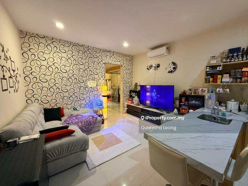 Residensi Servis untuk Dijual di Pertama Residency oleh Quanisha Leong - Living Room - iProperty.com.my