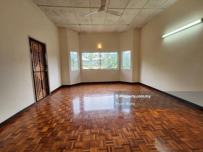 Rumah Berkembar untuk Dijual di Damansara Jaya, Petaling Jaya oleh Bryan Wong - iProperty.com.my