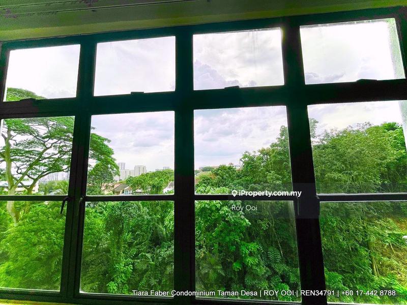 For Sale - Tiara Faber