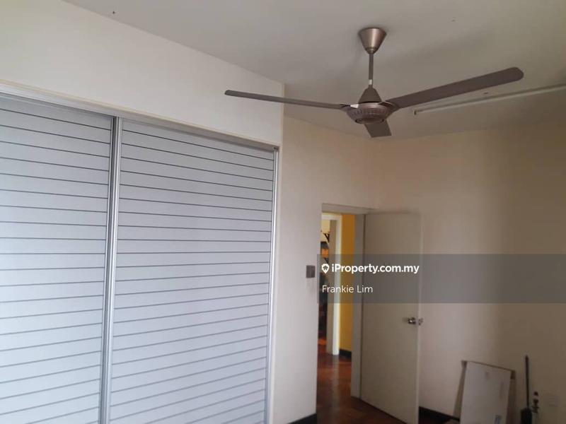 For Sale - Menara D'sara