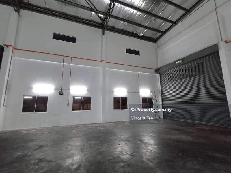 For Sale - Corner Semi-D Factory 75x170 13800sf Saujana Teknologi Rawang
