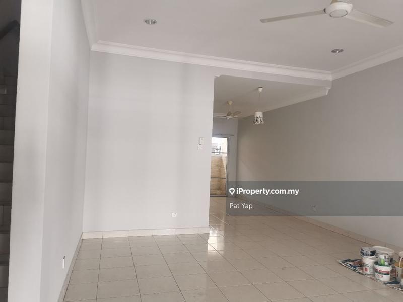 Rumah Berangkai 2.5 Tingkat untuk Dijual di Kota Kemuning, Shah Alam oleh Pat Yap - iProperty.com.my