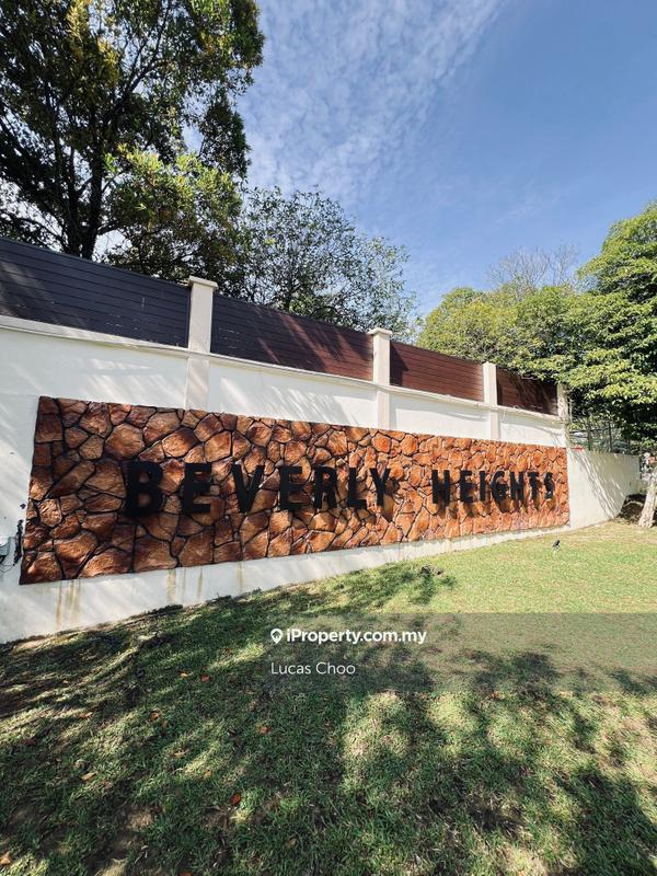 Rumah Berkembar untuk Dijual di Ampang Jaya, Ampang oleh Lucas Choo - iProperty.com.my