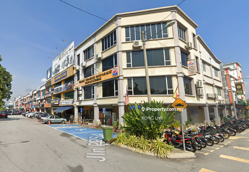 For Sale - ROI 5.53% Pusat Perdagangan Selaseh ( Batu Caves ) 3 Storey Shop For Sale