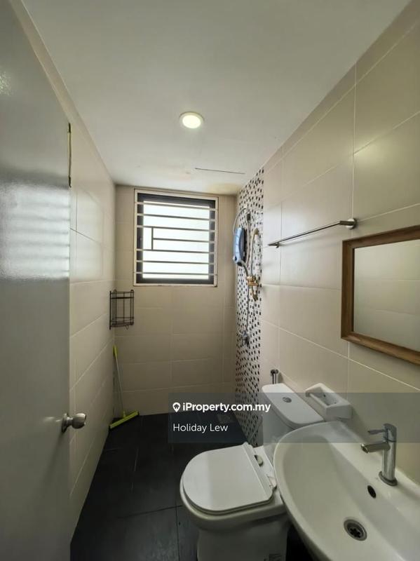 Kondominium untuk Disewa di Palace Court (Sri Istana) oleh Holiday Lew - iProperty.com.my