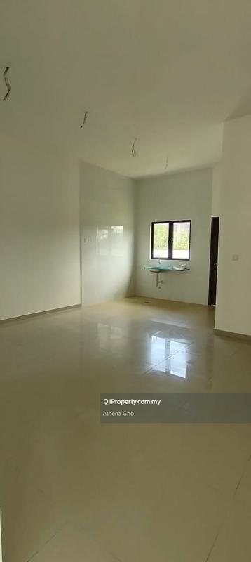 Rumah Berkembar untuk Dijual di Bandar Baru Nilai, Nilai oleh Athena Cho - iProperty.com.my