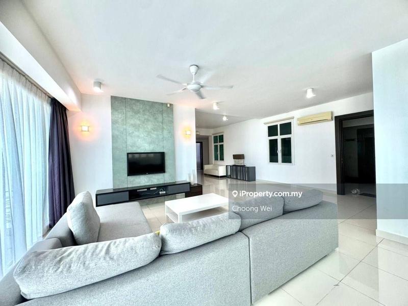 For Rent - Gurney Paragon