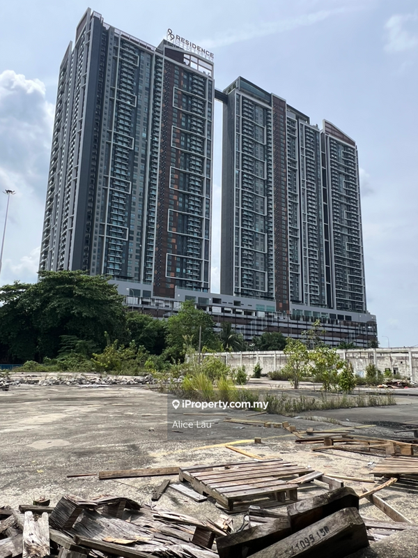 For Sale - Pasar Borong Selayang Corner Industrial Land For Sale