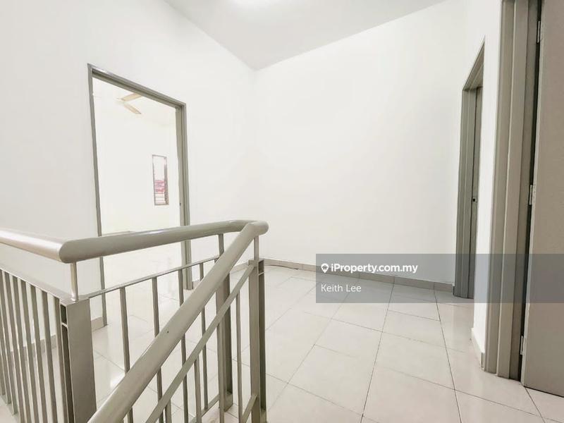 Rumah Teres 2-Tingkat untuk Dijual di [Refurbished] 2Sty Hse,Bandar Tasik Kesuma, Semenyih oleh Keith Lee - iProperty.com.my