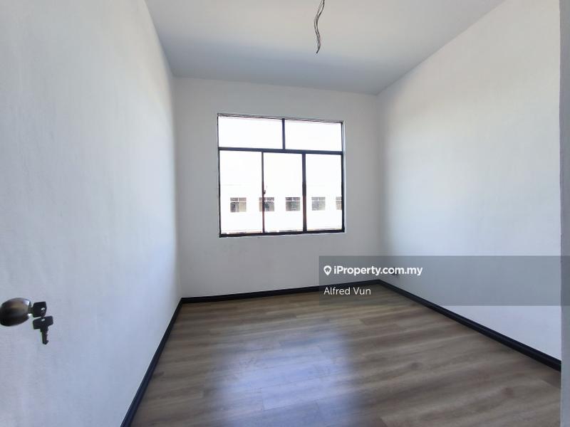 2-storey Terraced House for Sale in Tuaran, Double Storey Terrace : Ixora Residence, Tuaran by Alfred Vun - iProperty.com.my