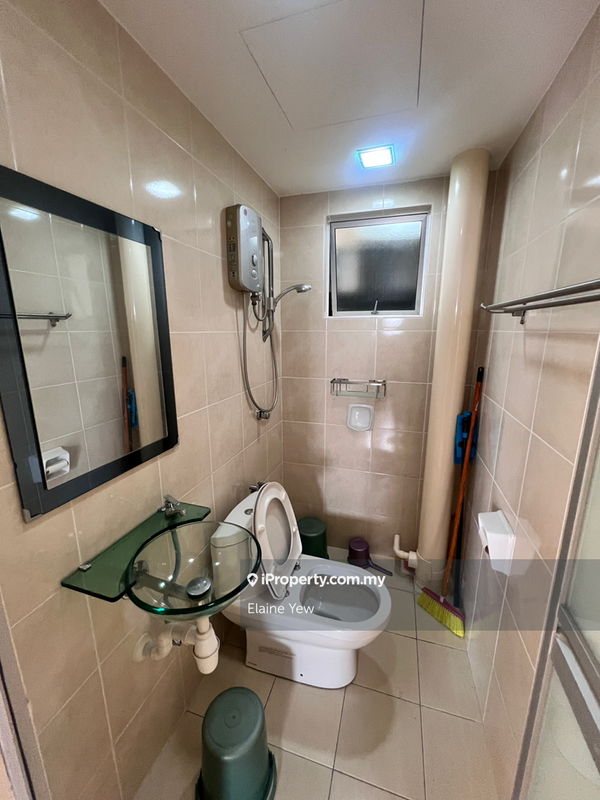 Kediaman Servis untuk Dijual di Beverly Tower @ Plaza Medan Putra oleh Elaine Yew - iProperty.com.my