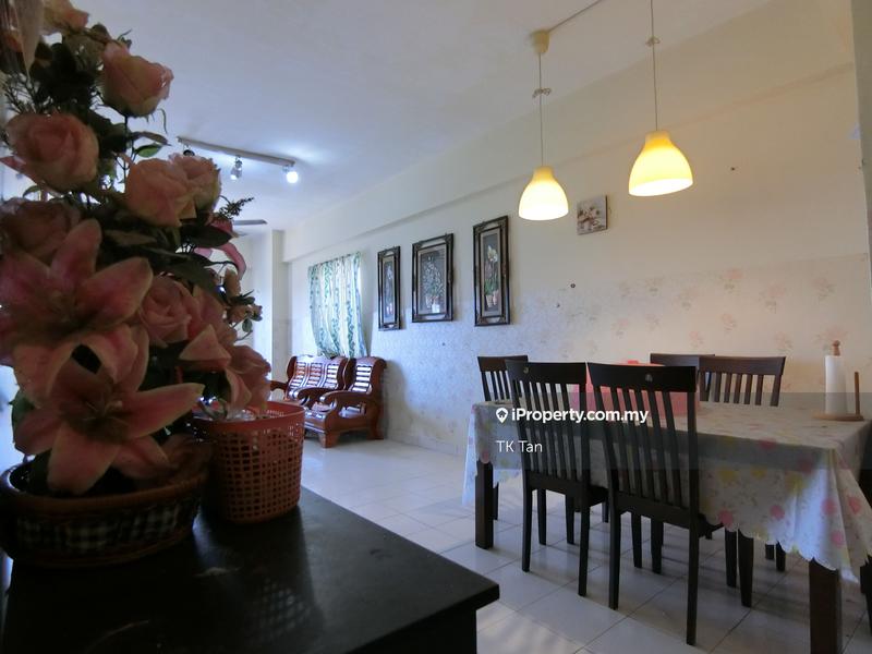 For Sale - Langat Jaya Condominium