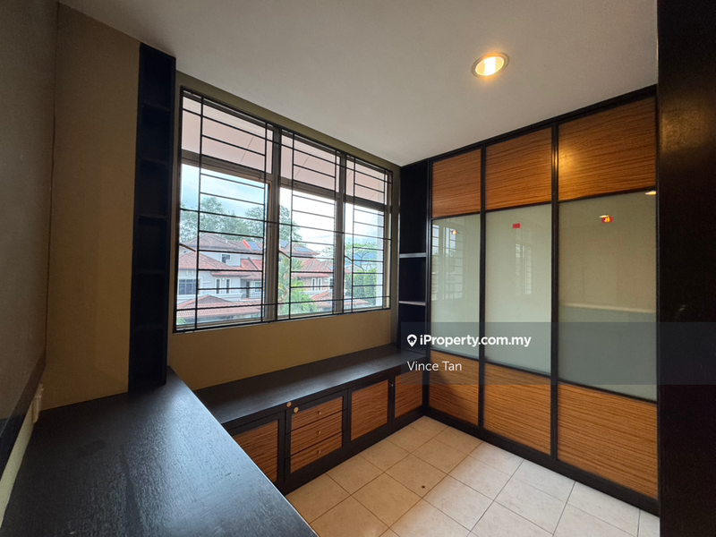 Semi-Detached House for Sale in Bukit Rahman Putra, Sungai Buloh by Vince Tan - iProperty.com.my