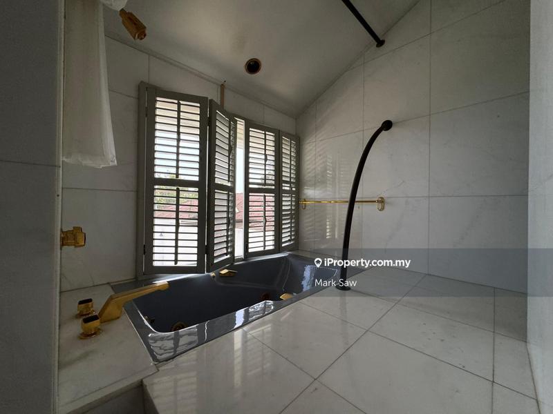 Bungalow House for Sale in Batu Feringghi, Penang by Mark Saw - iProperty.com.my