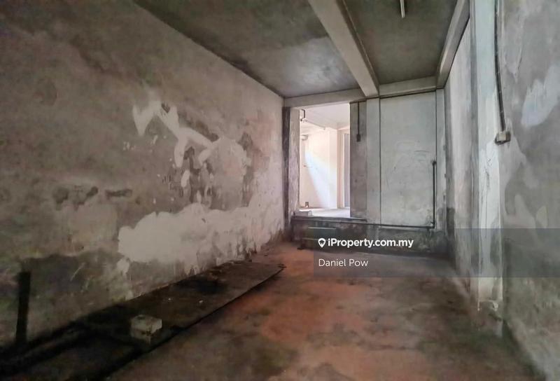 Shop for Sale in Kampung Hulu, Melaka City by Daniel Pow - iProperty.com.my