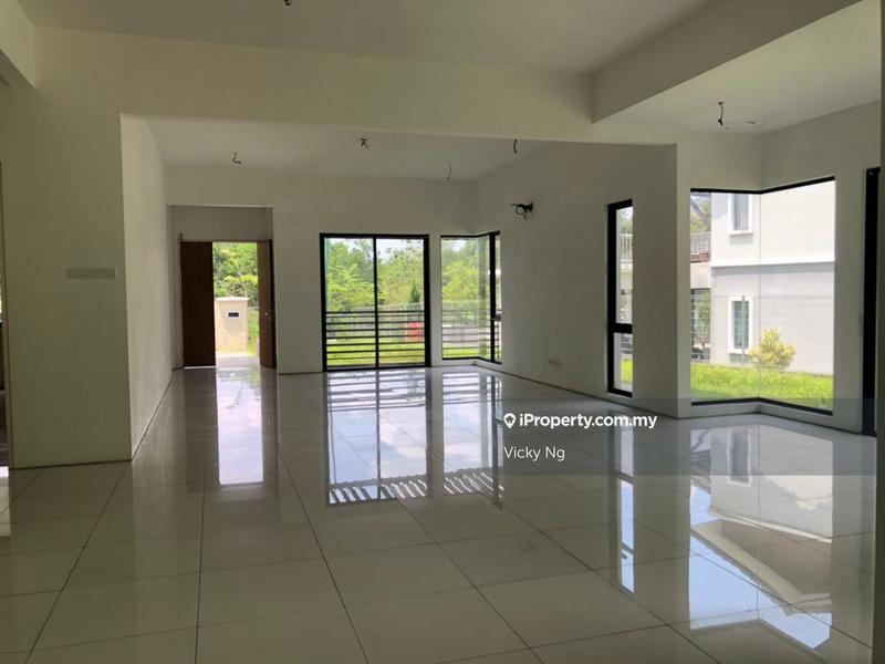 Bungalow House untuk Dijual di Kayangan Heights, Shah Alam oleh Vicky Ng - iProperty.com.my