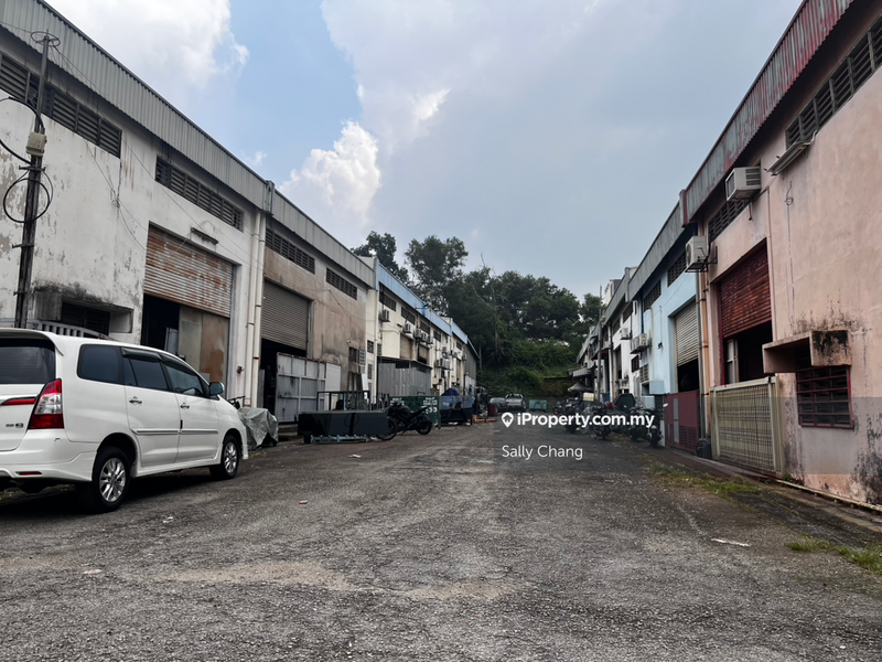 Terrace Factory for Sale in Taman Perindustrian Bukit Serdang, Seri Kembangan by Sally Chang - iProperty.com.my