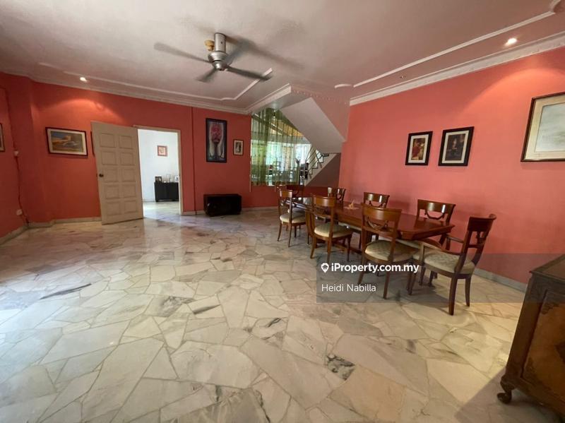 Bungalow House for Sale in Damansara Jaya, Petaling Jaya by Heidi Nabilla - iProperty.com.my