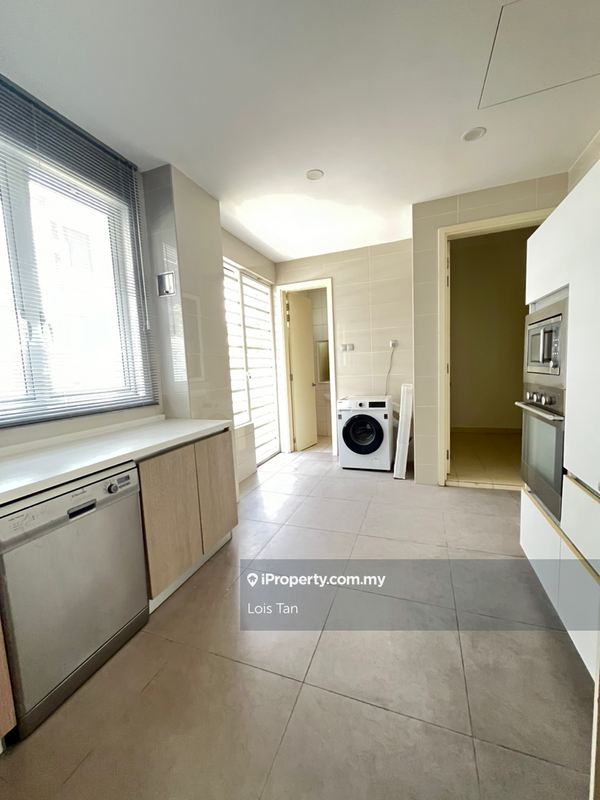 Bungalow House untuk Disewa di Bandar Utama, Petaling Jaya oleh Lois Tan - iProperty.com.my