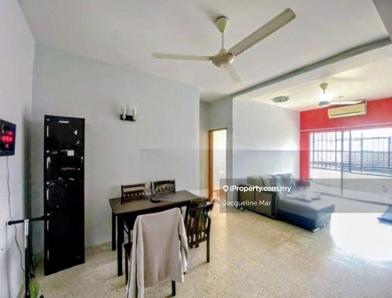 For Sale - Kenari Court