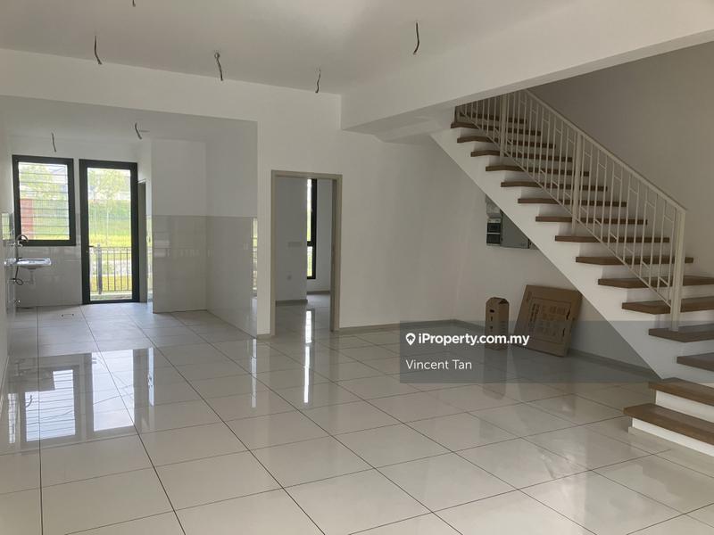 2-storey Terraced House for Sale in ELMINA ILHAM Residence East Garden West Valley, Shah Alam by Vincent Tan - iProperty.com.my