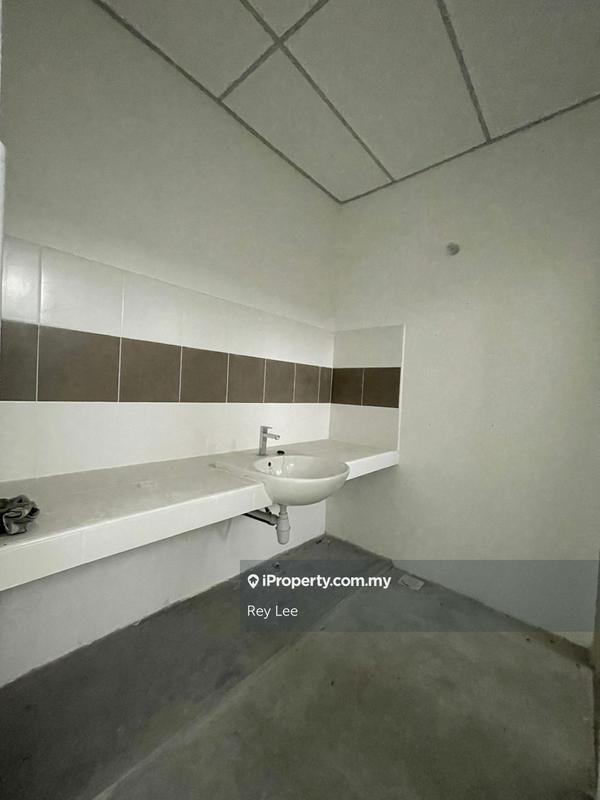 Kedai untuk Disewa di Kampung Dato Onn, Johor Bahru oleh Rey Lee - iProperty.com.my