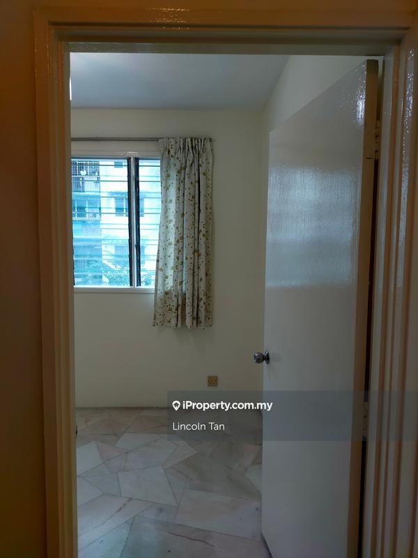 Rumah Pangsa untuk Disewa di Happy Garden Flat oleh Lincoln Tan - iProperty.com.my