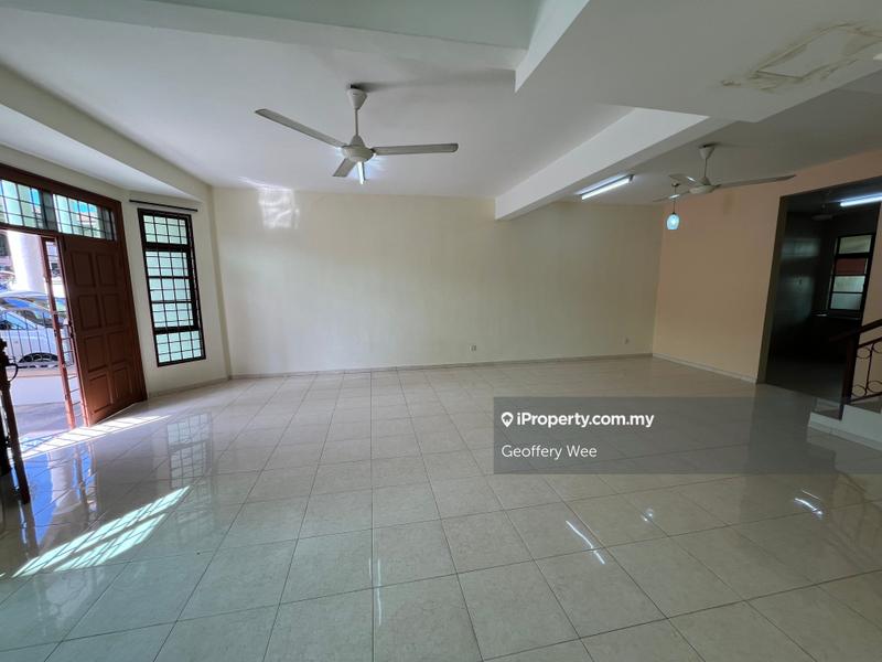 Rumah Berangkai 2 Tingkat untuk Dijual di Taman Angsa Mas, Durian Tunggal oleh Geoffery Wee - iProperty.com.my