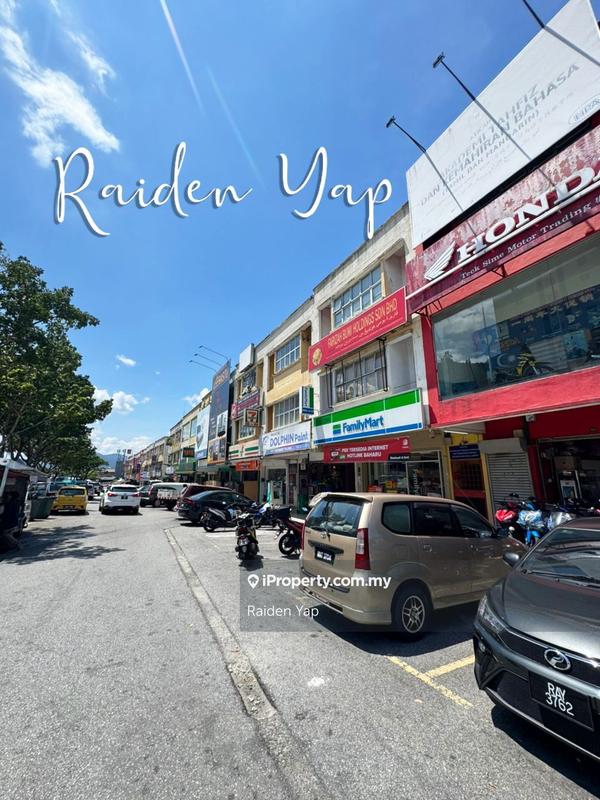 Shop / Office for Sale in Taman Pinggiran Batu Caves, Gombak, Batu Caves by Raiden Yap - iProperty.com.my