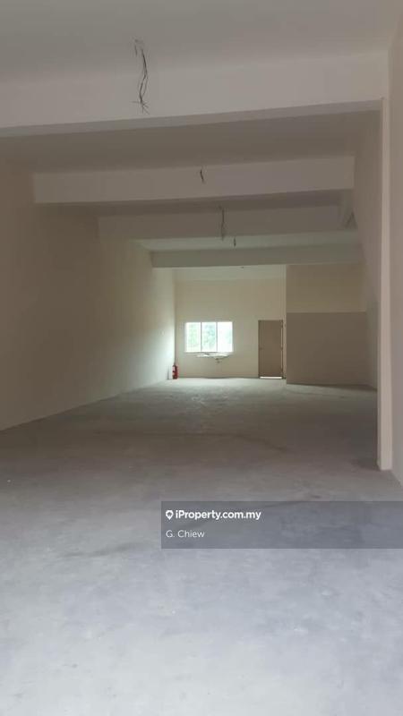 Kedai-Pejabat untuk Dijual di Pusat Komersial Perwira Gemas, Gemas oleh George Chiew - iProperty.com.my