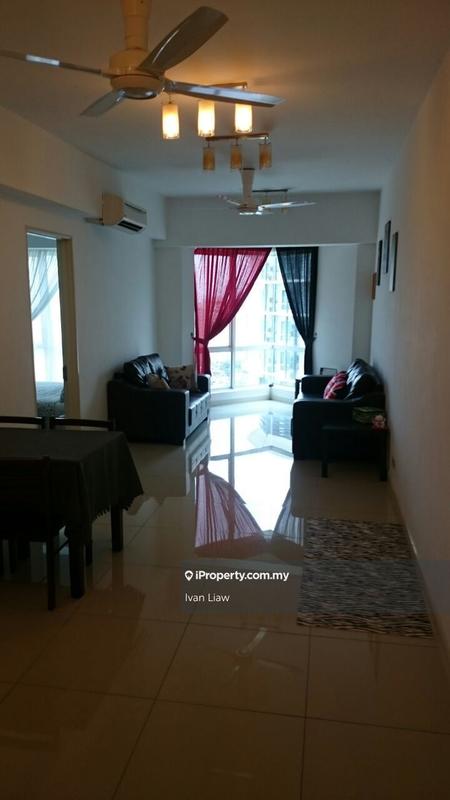 For Sale - Tiara Mutiara / The Crown