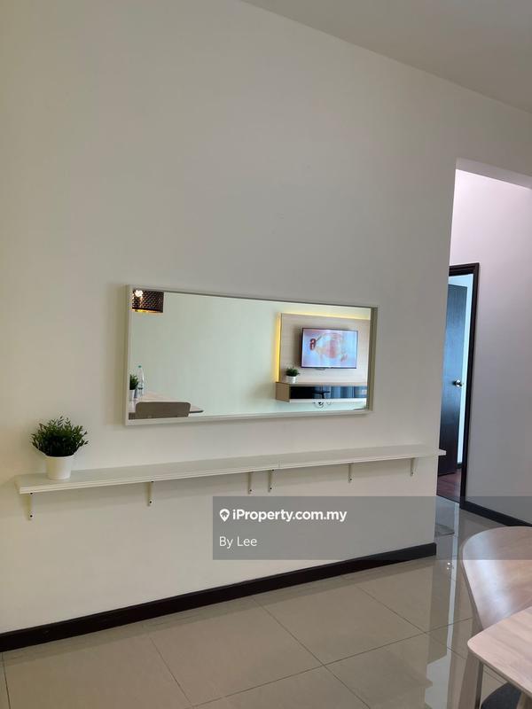 Residensi Servis untuk Dijual di Molek Regency oleh By Lee - iProperty.com.my