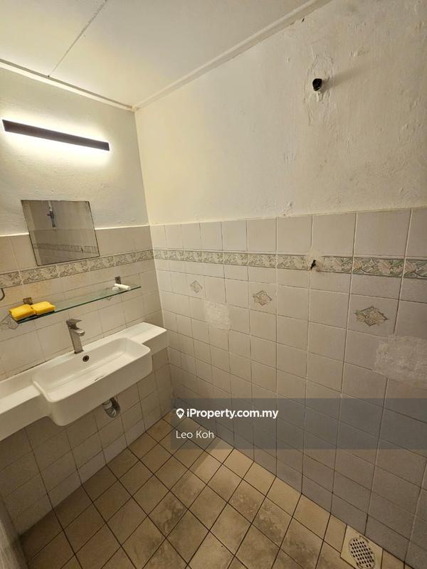 Pangsapuri untuk Dijual di Subang Perdana Goodyear Court 8 oleh Leo Koh - iProperty.com.my