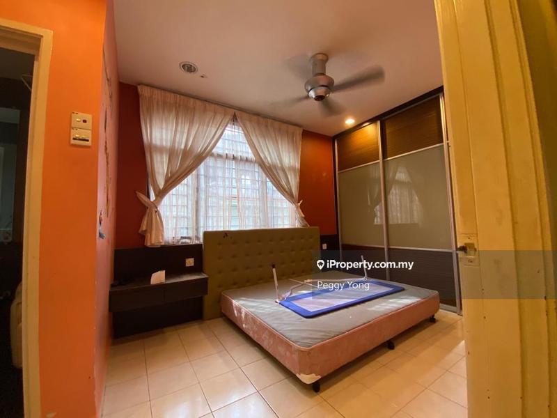Rumah Berkembar untuk Dijual di Bukit Rahman Putra, Sungai Buloh oleh Peggy Yong - iProperty.com.my