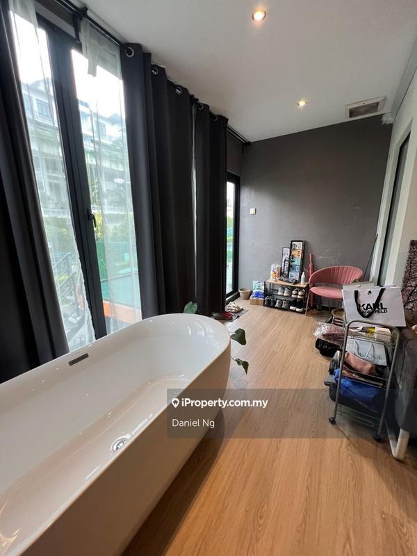 Rumah Berkembar untuk Dijual di Cheras Perdana 8, Batu 11 Balakong C180, Cheras oleh Daniel Ng - iProperty.com.my