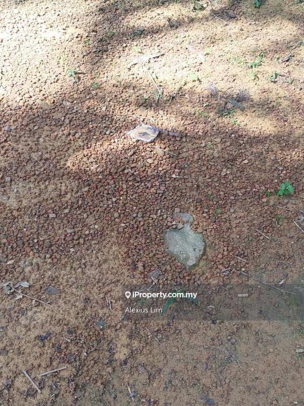 For Sale - 2pcs of 4 Acres Agricultural Land(Road Side) @ Desa Makmur, Mukim Kota Tinggi