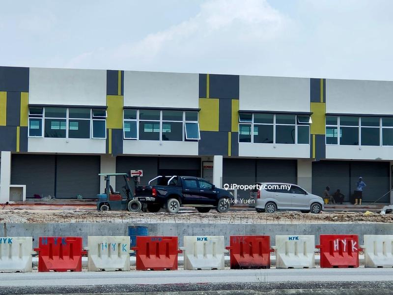 Shop for Sale in Saujana Utama, Puncak Alam by Mike Yuen - iProperty.com.my