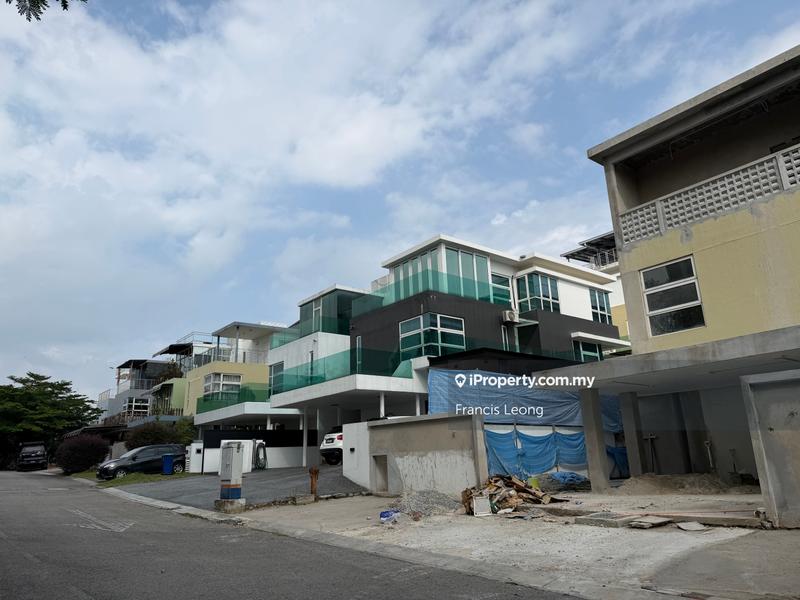 Rumah Berkembar untuk Dijual di Saujana Puchong, Puchong oleh Francis Leong - iProperty.com.my