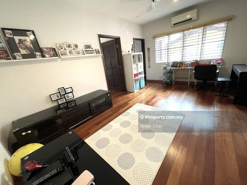 Rumah Berkembar untuk Dijual di SS 21, Damansara Utama, Petaling Jaya oleh Angie Chai - iProperty.com.my