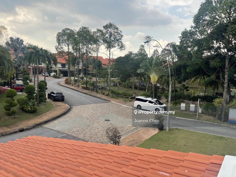 Damansara Idaman bungalow