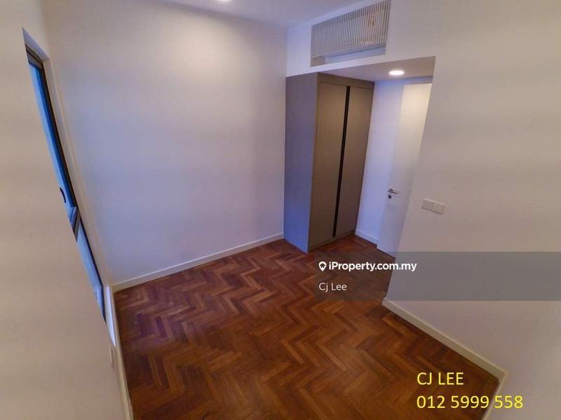 Kediaman Servis untuk Dijual di Residency V oleh Cj Lee - iProperty.com.my