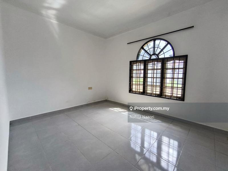 Bungalow House for Sale in Panji, Kota Bharu by Nabila Nazori - iProperty.com.my