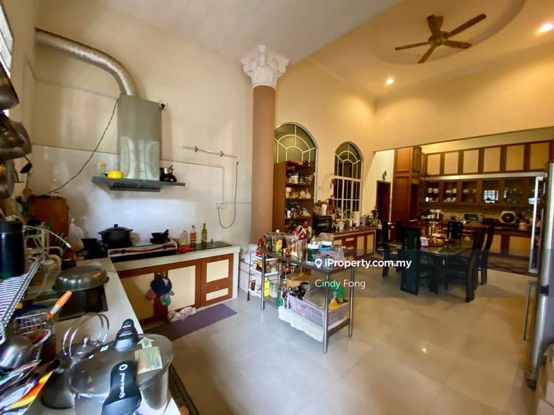 Bungalow House for Sale in SS7, Petaling Jaya by Cindy Fong - iProperty.com.my