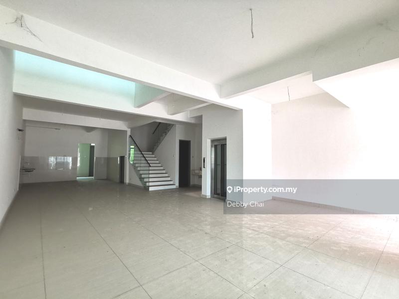 Rumah Teres 3-Tingkat untuk Dijual di D'Island, Puchong oleh Debby Chai - iProperty.com.my