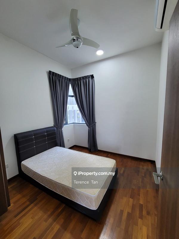 Service Residence for Sale in Crescent Bay Suites (Teluk Bayu) by Terence Tan - iProperty.com.my