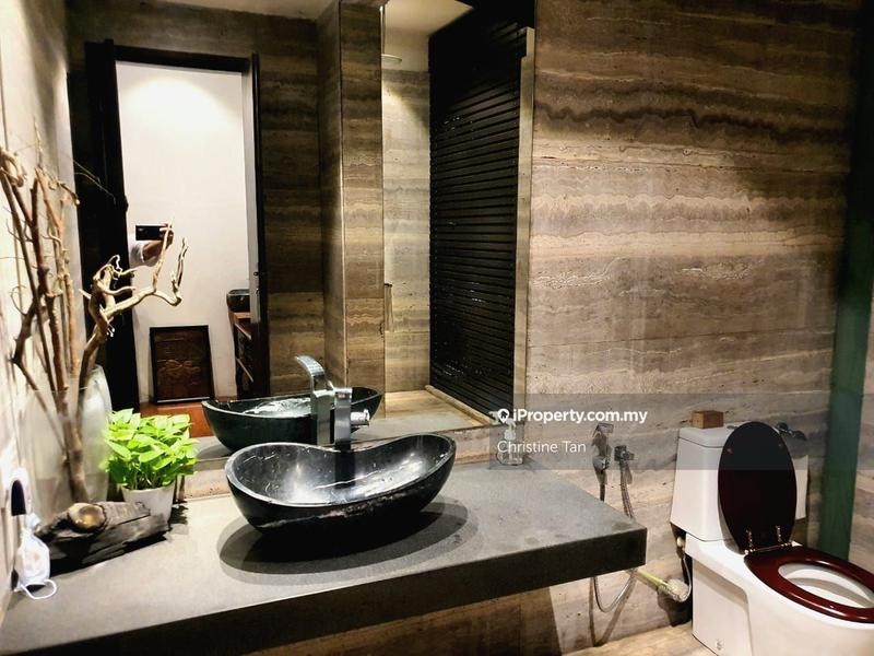 Bungalow House for Sale in Serdang, Seri Kembangan by Christine Tan - iProperty.com.my