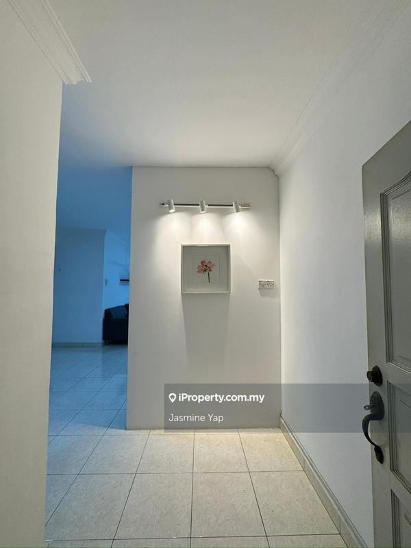 For Sale - Villamas Apartment