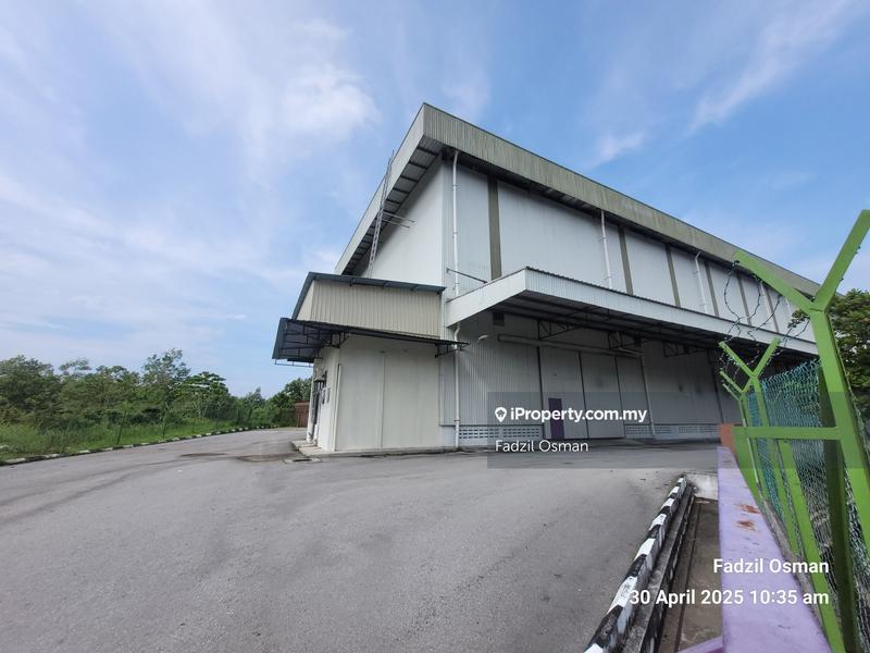 Warehouse for Rent in Bukit Jelutong, Shah Alam by Fadzil Osman - iProperty.com.my